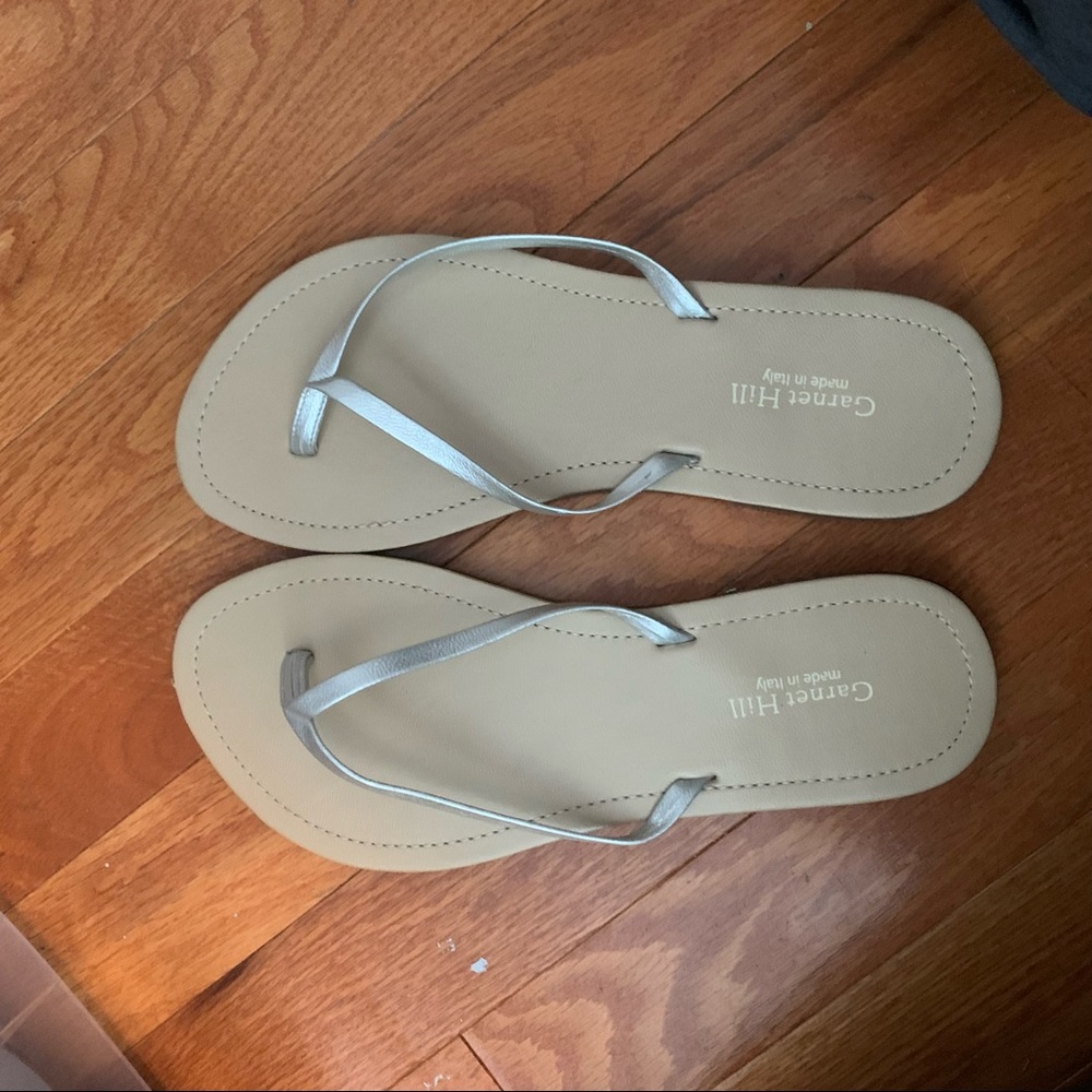 Garnet Hill Flip Flops Size 6